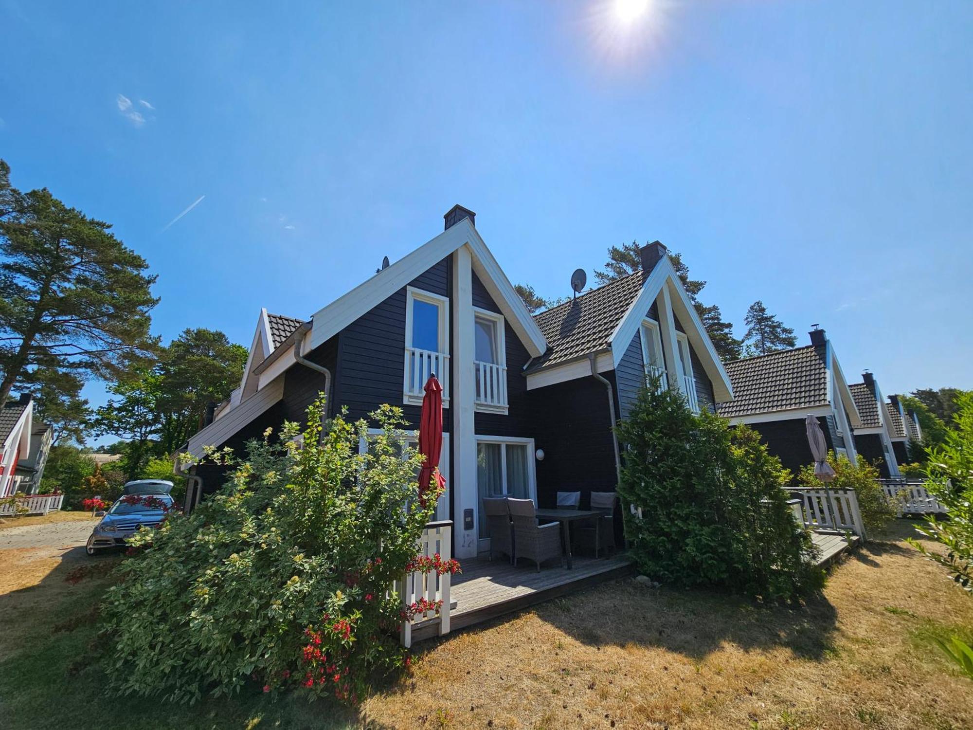 Haus Sandra Glowe Esterno foto